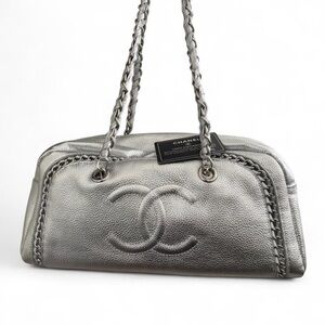 Chanel Luxe Ligne Bowler Bag Leather Medium